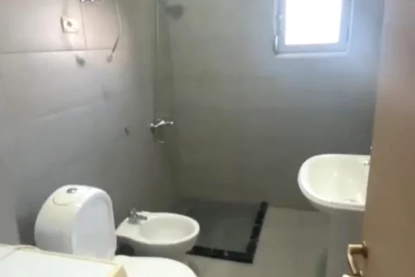 Shtepi me qera 1+1 ne Tirane - 500 Euro