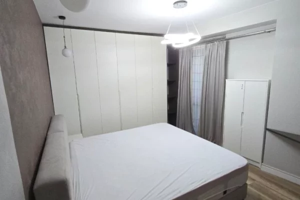 Shtepi me qera 2+1 ne Tirane - 50,000 Leke