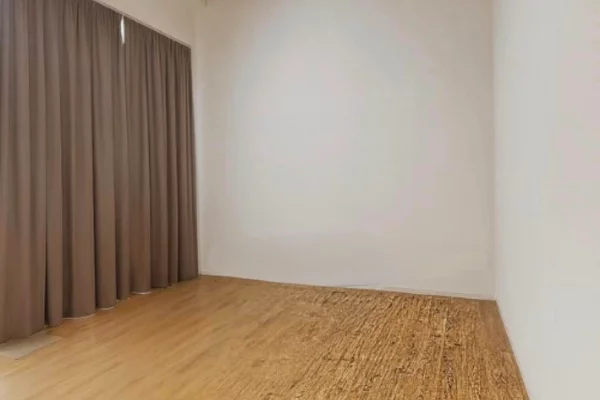 Business Property for Rent 3+1 in Tirana - 250 Euro