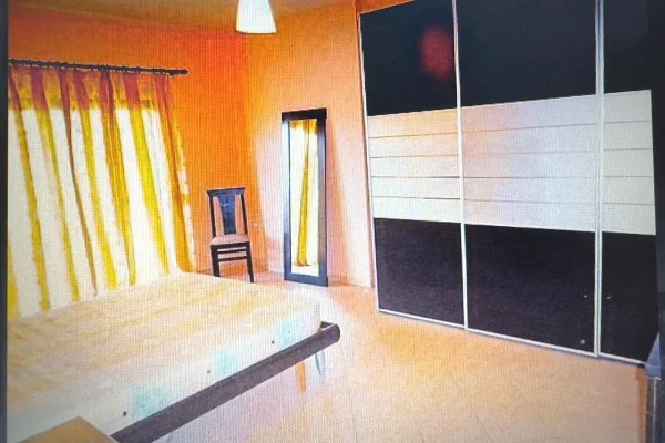 Shtepi ne shitje 1+1 ne Tirane - 175,000 Euro