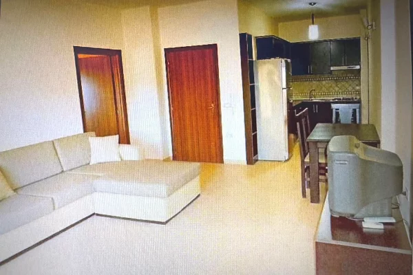 Shtepi ne shitje 1+1 ne Tirane - 175,000 Euro