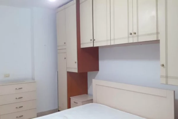 Casa in affitto 1+1 a Tirana - 35,000 Leke