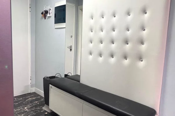 Shtepi me qera 2+1 ne Tirane - 900 Euro