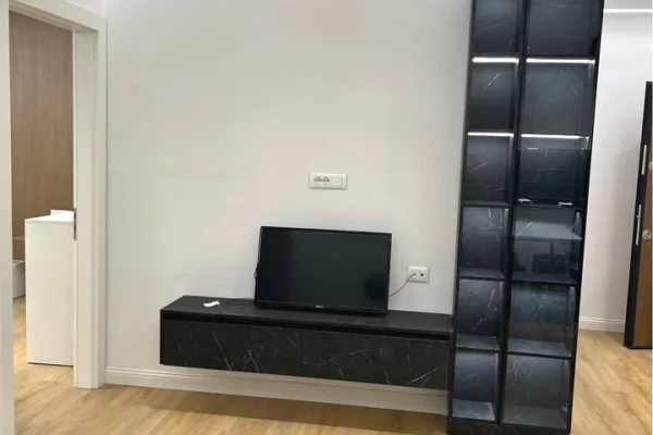 Shtepi me qera 2+1 ne Tirane - 70,000 Leke