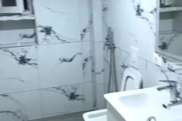 Shtepi me qera 2+1 ne Tirane - 60,000 Leke