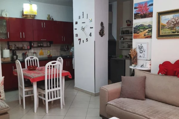 Apartment for sale in Tirana 2+1, Emty