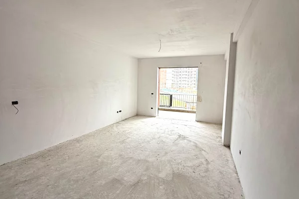 Shtepi ne shitje Apartament ne Tirane, 2+1, Mobilimi Bosh, pa mobiluar, Pagesa 126,587  Euro.