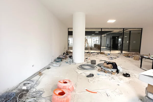 Ambient biznesi ne shitje 1+1 ne Tirane - 1,018,800 Euro