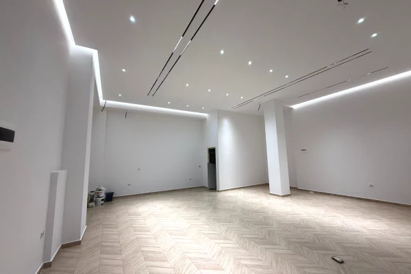 Ambient biznesi me qera 1+1 ne Tirane - 900 Euro