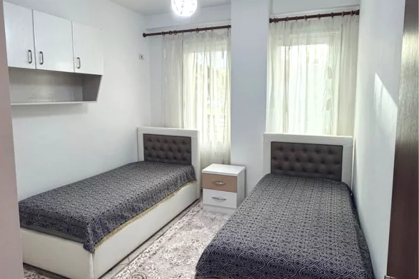 Shtepi me qera Apartament ne Tirane, 2+1, Mobilimi E mobiluar, Pagesa 60,000  Leke.