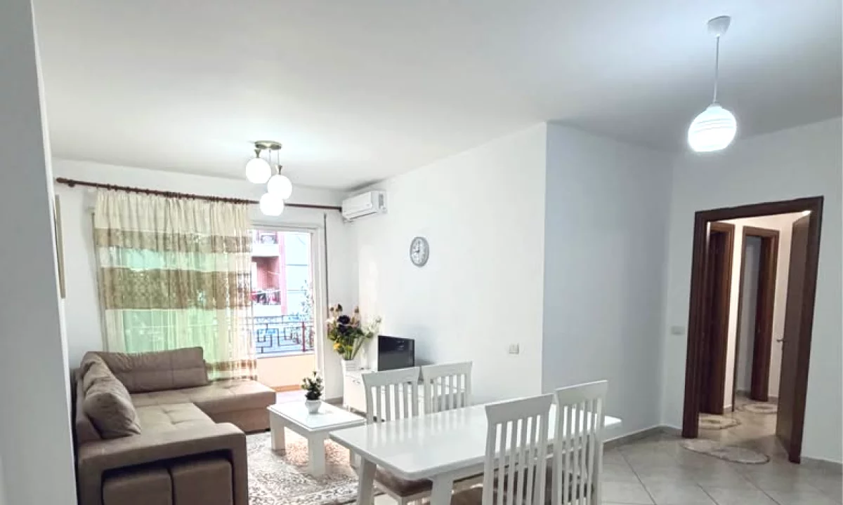 Shtepi me qera Apartament ne Tirane, 2+1, Mobilimi E mobiluar, Pagesa 60,000  Leke.