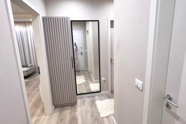 Shtepi me qera Apartament ne Tirane, 2+1, Mobilimi E mobiluar, Pagesa 800  Euro.