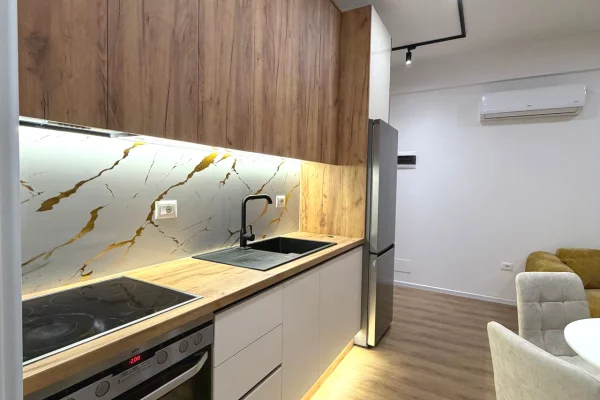 Shtepi me qera Apartament ne Tirane, 1+1, Mobilimi E mobiluar, Pagesa 400  Euro.