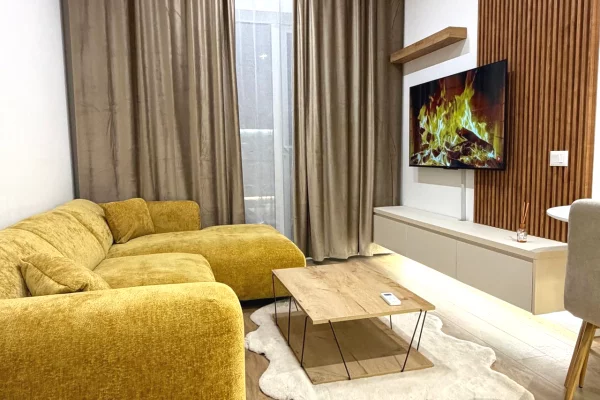 Shtepi me qera 1+1 ne Tirane - 400 Euro