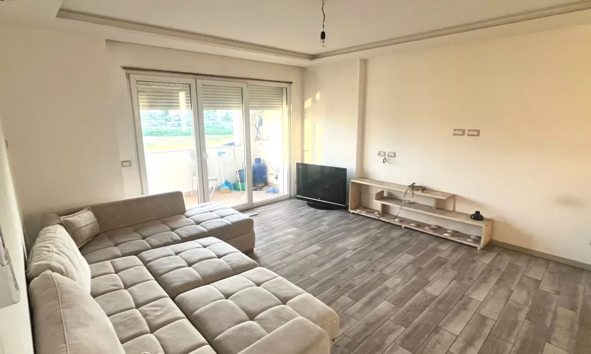 Shtepi me qera Apartament ne Tirane, 2+1, Mobilimi E mobiluar, Pagesa 550  Euro.