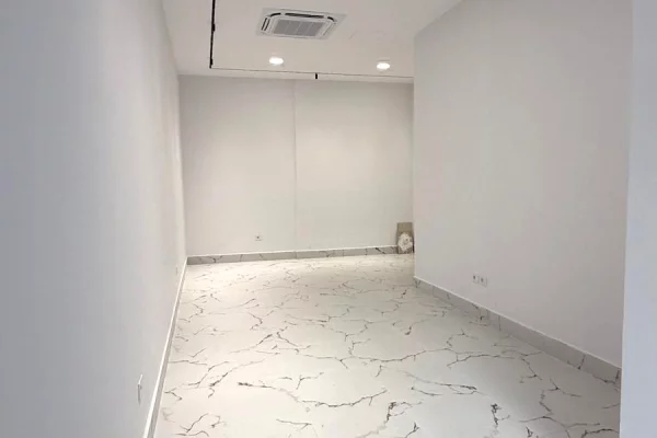 Ambient biznesi me qera 1+1 ne Tirane - 900 Euro