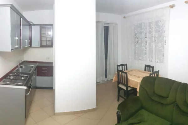 Shtepi me qera Apartament ne Tirane, 1+1, Mobilimi E mobiluar, Pagesa 40,000  Leke.