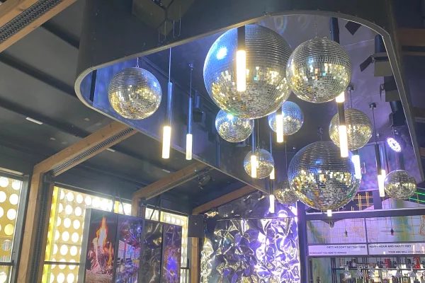 Business Property for Rent 2+1 in Tirana - 800 Euro