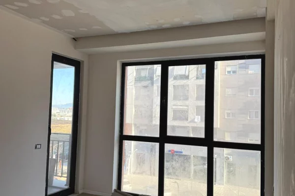 Shtepi me qera 1+1 ne Tirane - 55,000 Leke