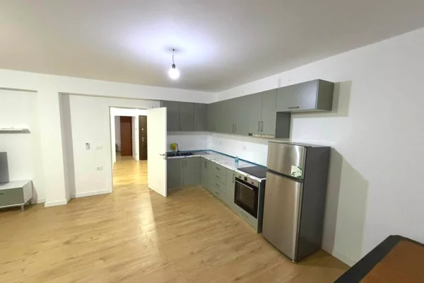 Shtepi me qera Apartament ne Tirane, 3+1, Mobilimi E mobiluar, Pagesa 50,000  Leke.