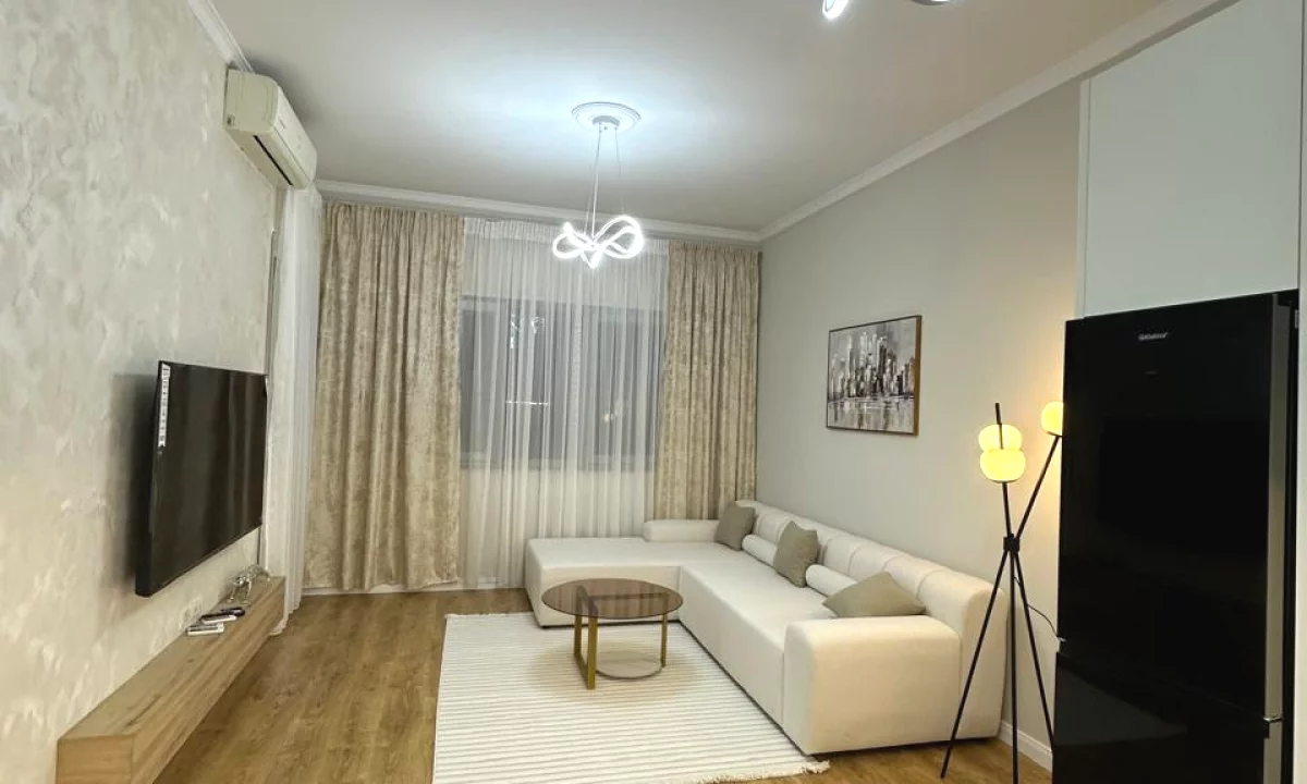 Attic (top floor of the roof) for sale in Tirana 2+1, Furnished