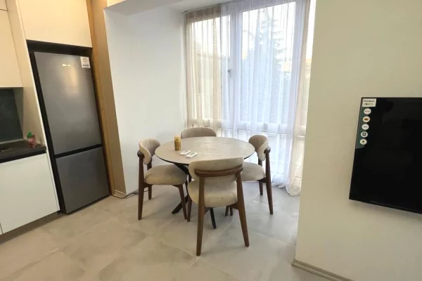 Shtepi me qera Apartament ne Tirane, 2+1, Mobilimi E mobiluar, Pagesa 65,000  Leke.