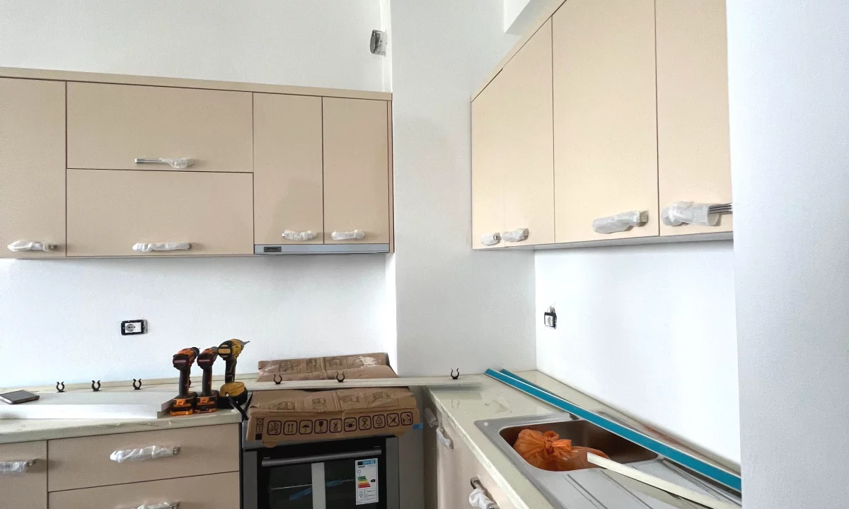 Shtepi me qera Apartament ne Tirane, 1+1, Mobilimi E mobiluar, Pagesa 450  Euro.