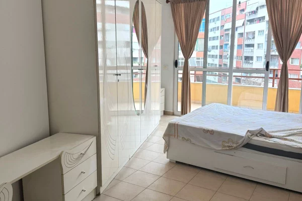 Shtepi me qera Apartament ne Tirane, 2+1, Mobilimi E mobiluar, Pagesa 450  Euro.