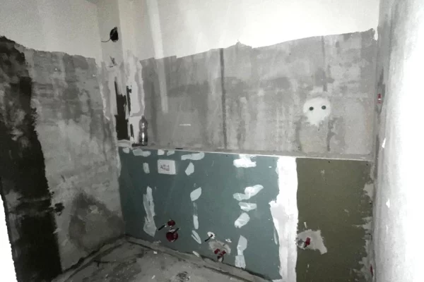 Shtepi ne shitje Apartament ne Tirane, 2+1, Mobilimi Bosh, pa mobiluar, Pagesa 128,000  Euro.