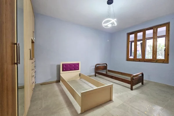 Shtepi me qera Apartament ne Tirane, 1+1, Mobilimi E mobiluar, Pagesa 550  Euro.