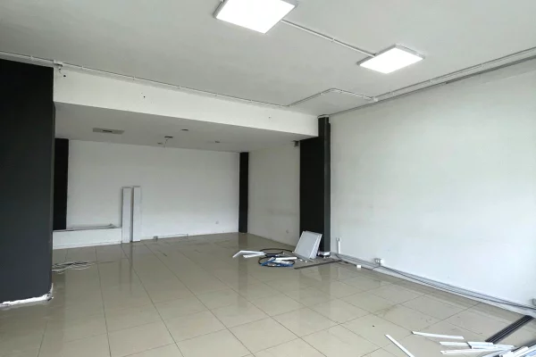 Jepet me qera ambient biznesi ne Astir/1000 Euro