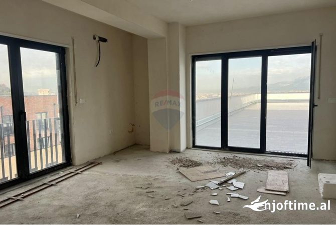 Shtepi ne shitje 3+1 ne Tirane - 299,000 Euro
