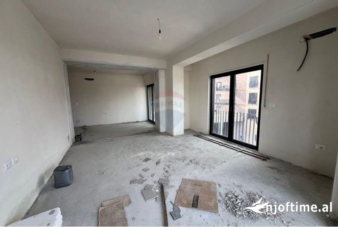 Shtepi ne shitje 3+1 ne Tirane - 299,000 Euro