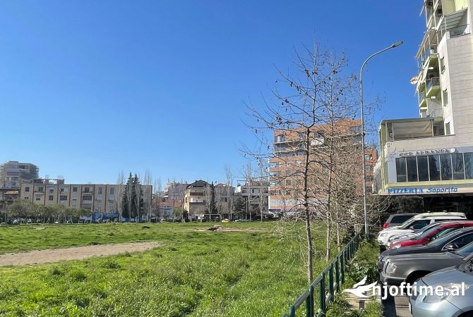 Ambient biznesi me qera 1+1 ne Tirane - 2,200 Euro