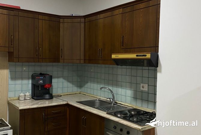 Shtepi ne shitje 1+1 ne Tirane - 73,000 Euro