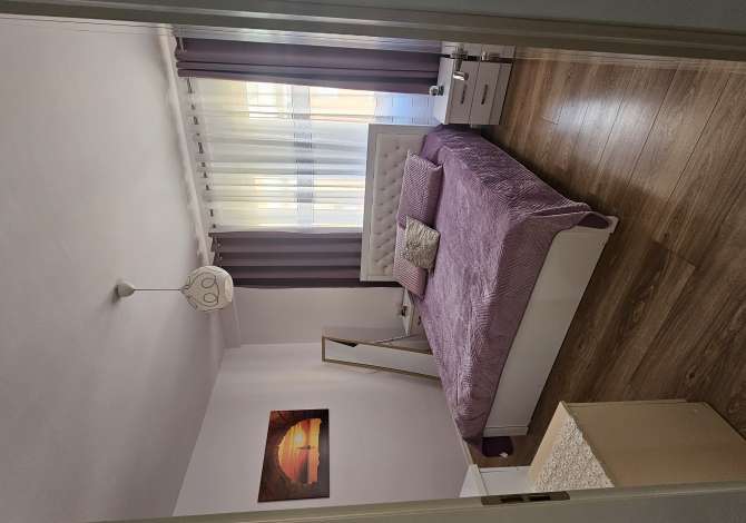 Shtepi ne shitje Apartament ne Tirane, 2+1, Mobilimi E mobiluar, Pagesa 190,000  Euro.