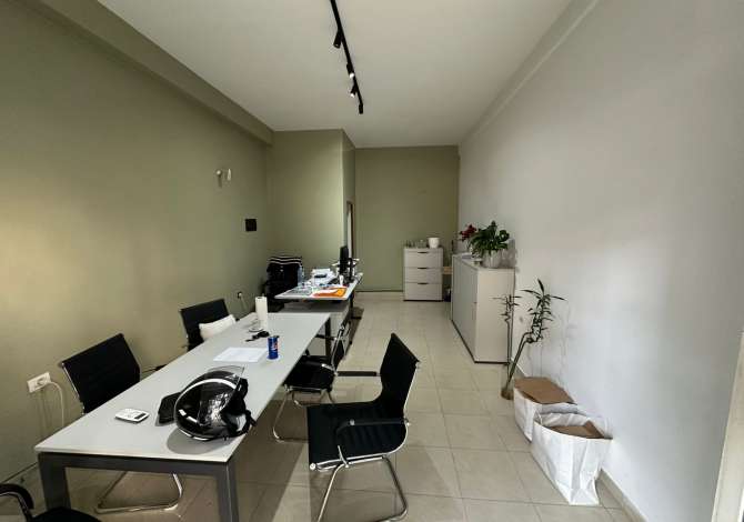 Ambient biznesi ne shitje 1+1 ne Tirane - 95,000 Euro