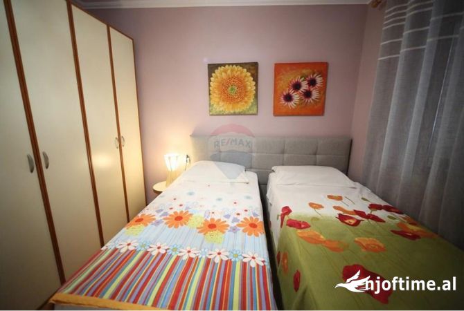Shtepi me qera Apartament ne Tirane, 2+1, Mobilimi E mobiluar, Pagesa 701  Euro.