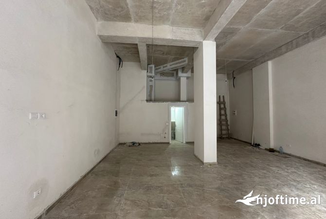 Ambient biznesi me qera 1+1 ne Tirane - 1,000 Euro