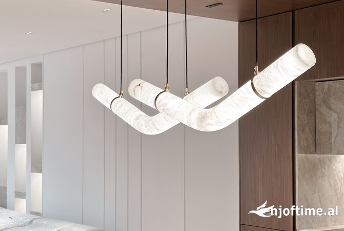 Shtepi ne shitje Apartament ne Tirane, 2+1, Mobilimi E mobiluar, Pagesa 1,290,000  Euro.