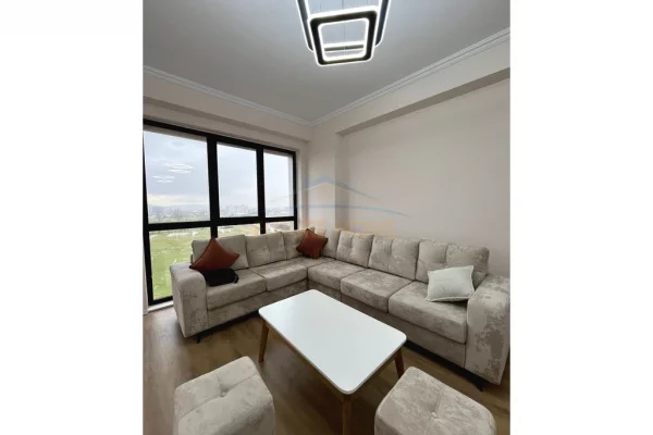 Shtepi me qera Apartament ne Tirane, 2+1, Mobilimi E mobiluar, Pagesa 650  Euro.