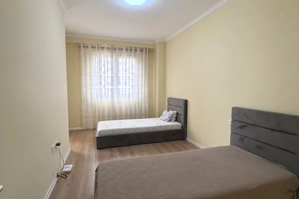 Shtepi me qera Apartament ne Tirane, 2+1, Mobilimi E mobiluar, Pagesa 57,000  Leke.