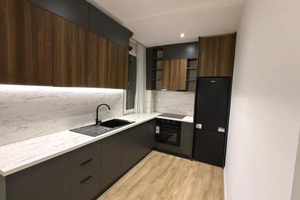 Shtepi ne shitje Apartament ne Tirane, 1+1, Mobilimi E mobiluar, Pagesa 178,000  Euro.