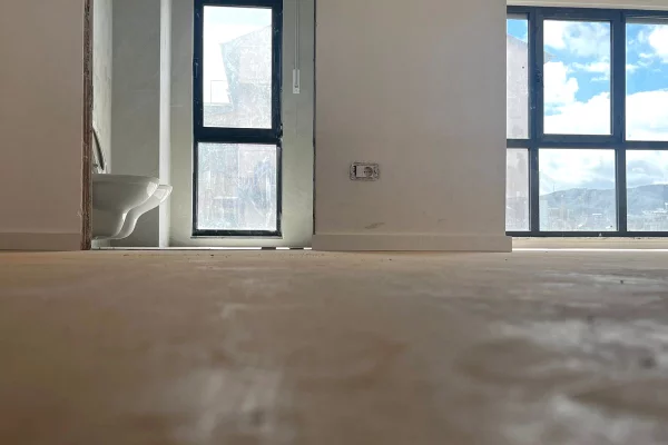 Ambient per zyra ne Myslym Shyri