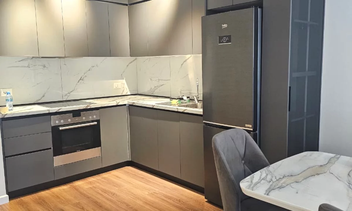 Shtepi me qera Apartament ne Tirane, 1+1, Mobilimi E mobiluar, Pagesa 800  Euro.