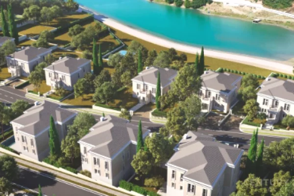 Shtepi ne shitje Vila Luksoze ne Tirane, 3+1, Mobilimi Bosh, pa mobiluar, Pagesa 721,588  Euro.