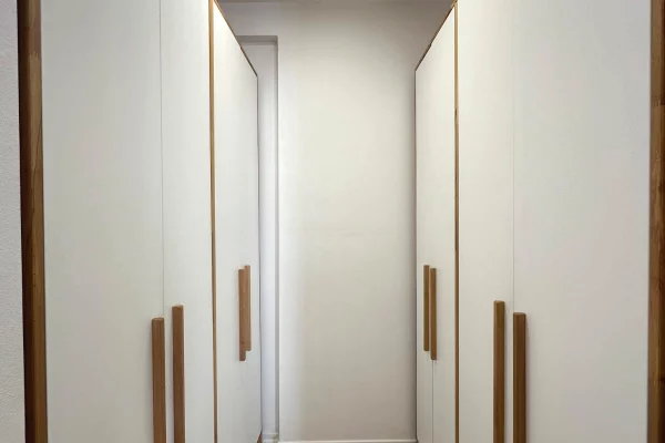 Appartamento in vendita a Tirana 3+1, Arredato