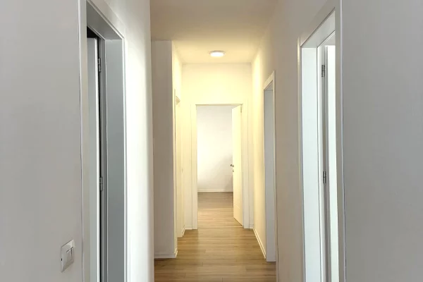 Appartamento in vendita a Tirana 3+1, Arredato