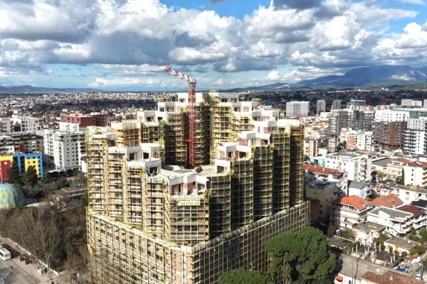 Appartamento in vendita a Tirana 2+1, Vuoto