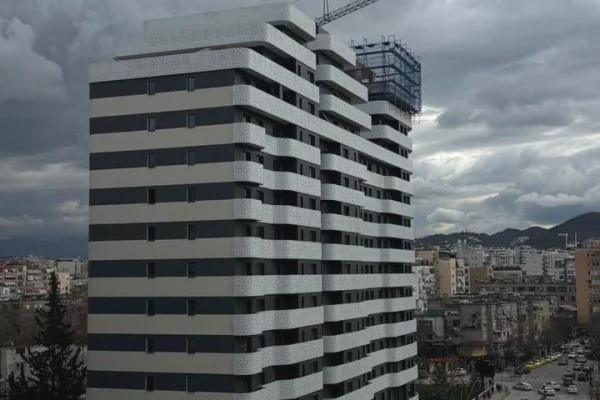 Apartment for sale in Tirana 2+1, Emty